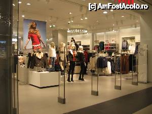 [P06] La parter, îmbrăcăminte sport scumpă » foto by Michi
 - 
<span class="allrVoted glyphicon glyphicon-heart hidden" id="av478529"></span>
<a class="m-l-10 hidden" id="sv478529" onclick="voting_Foto_DelVot(,478529,3511)" role="button">șterge vot <span class="glyphicon glyphicon-remove"></span></a>
<a id="v9478529" class=" c-red"  onclick="voting_Foto_SetVot(478529)" role="button"><span class="glyphicon glyphicon-heart-empty"></span> <b>LIKE</b> = Votează poza</a> <img class="hidden"  id="f478529W9" src="/imagini/loader.gif" border="0" /><span class="AjErrMes hidden" id="e478529ErM"></span>