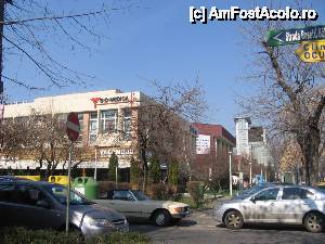 [P20] Clădirea pieţii Floreasca cu o măcelărie de lux » foto by Michi
 - 
<span class="allrVoted glyphicon glyphicon-heart hidden" id="av502623"></span>
<a class="m-l-10 hidden" id="sv502623" onclick="voting_Foto_DelVot(,502623,3511)" role="button">șterge vot <span class="glyphicon glyphicon-remove"></span></a>
<a id="v9502623" class=" c-red"  onclick="voting_Foto_SetVot(502623)" role="button"><span class="glyphicon glyphicon-heart-empty"></span> <b>LIKE</b> = Votează poza</a> <img class="hidden"  id="f502623W9" src="/imagini/loader.gif" border="0" /><span class="AjErrMes hidden" id="e502623ErM"></span>