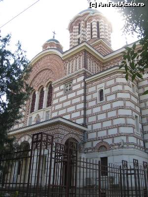 [P16] Biserica Sf. Elefterie Nou » foto by Michi
 - 
<span class="allrVoted glyphicon glyphicon-heart hidden" id="av559006"></span>
<a class="m-l-10 hidden" id="sv559006" onclick="voting_Foto_DelVot(,559006,3511)" role="button">șterge vot <span class="glyphicon glyphicon-remove"></span></a>
<a id="v9559006" class=" c-red"  onclick="voting_Foto_SetVot(559006)" role="button"><span class="glyphicon glyphicon-heart-empty"></span> <b>LIKE</b> = Votează poza</a> <img class="hidden"  id="f559006W9" src="/imagini/loader.gif" border="0" /><span class="AjErrMes hidden" id="e559006ErM"></span>