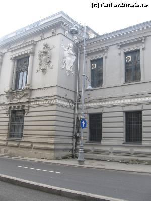 [P14] Casa Vernescu refăcută » foto by Michi
 - 
<span class="allrVoted glyphicon glyphicon-heart hidden" id="av597361"></span>
<a class="m-l-10 hidden" id="sv597361" onclick="voting_Foto_DelVot(,597361,3511)" role="button">șterge vot <span class="glyphicon glyphicon-remove"></span></a>
<a id="v9597361" class=" c-red"  onclick="voting_Foto_SetVot(597361)" role="button"><span class="glyphicon glyphicon-heart-empty"></span> <b>LIKE</b> = Votează poza</a> <img class="hidden"  id="f597361W9" src="/imagini/loader.gif" border="0" /><span class="AjErrMes hidden" id="e597361ErM"></span>