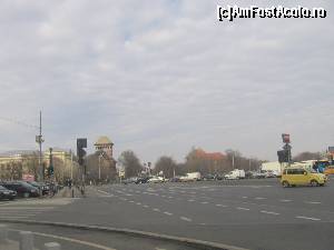 [P01] Piaţa Victoriei vedere generală » foto by Michi
 - 
<span class="allrVoted glyphicon glyphicon-heart hidden" id="av598079"></span>
<a class="m-l-10 hidden" id="sv598079" onclick="voting_Foto_DelVot(,598079,3511)" role="button">șterge vot <span class="glyphicon glyphicon-remove"></span></a>
<a id="v9598079" class=" c-red"  onclick="voting_Foto_SetVot(598079)" role="button"><span class="glyphicon glyphicon-heart-empty"></span> <b>LIKE</b> = Votează poza</a> <img class="hidden"  id="f598079W9" src="/imagini/loader.gif" border="0" /><span class="AjErrMes hidden" id="e598079ErM"></span>