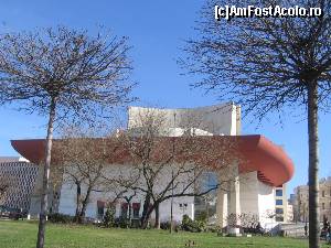 [P12] Teatrul Naţional Bucureşti » foto by Michi
 - 
<span class="allrVoted glyphicon glyphicon-heart hidden" id="av603058"></span>
<a class="m-l-10 hidden" id="sv603058" onclick="voting_Foto_DelVot(,603058,3511)" role="button">șterge vot <span class="glyphicon glyphicon-remove"></span></a>
<a id="v9603058" class=" c-red"  onclick="voting_Foto_SetVot(603058)" role="button"><span class="glyphicon glyphicon-heart-empty"></span> <b>LIKE</b> = Votează poza</a> <img class="hidden"  id="f603058W9" src="/imagini/loader.gif" border="0" /><span class="AjErrMes hidden" id="e603058ErM"></span>