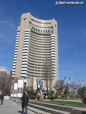 [P15] Hotel Intercontinental » foto by Michi
 - 
<span class="allrVoted glyphicon glyphicon-heart hidden" id="av603065"></span>
<a class="m-l-10 hidden" id="sv603065" onclick="voting_Foto_DelVot(,603065,3511)" role="button">șterge vot <span class="glyphicon glyphicon-remove"></span></a>
<a id="v9603065" class=" c-red"  onclick="voting_Foto_SetVot(603065)" role="button"><span class="glyphicon glyphicon-heart-empty"></span> <b>LIKE</b> = Votează poza</a> <img class="hidden"  id="f603065W9" src="/imagini/loader.gif" border="0" /><span class="AjErrMes hidden" id="e603065ErM"></span>