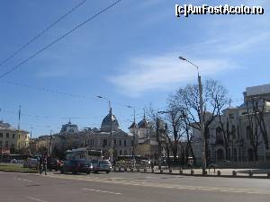 [P30] Spitalul Colţea şi palatul Şuţu » foto by Michi
 - 
<span class="allrVoted glyphicon glyphicon-heart hidden" id="av603109"></span>
<a class="m-l-10 hidden" id="sv603109" onclick="voting_Foto_DelVot(,603109,3511)" role="button">șterge vot <span class="glyphicon glyphicon-remove"></span></a>
<a id="v9603109" class=" c-red"  onclick="voting_Foto_SetVot(603109)" role="button"><span class="glyphicon glyphicon-heart-empty"></span> <b>LIKE</b> = Votează poza</a> <img class="hidden"  id="f603109W9" src="/imagini/loader.gif" border="0" /><span class="AjErrMes hidden" id="e603109ErM"></span>