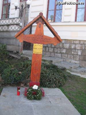 [P32] Cruce modestă ridicată la Colţea » foto by Michi
 - 
<span class="allrVoted glyphicon glyphicon-heart hidden" id="av603111"></span>
<a class="m-l-10 hidden" id="sv603111" onclick="voting_Foto_DelVot(,603111,3511)" role="button">șterge vot <span class="glyphicon glyphicon-remove"></span></a>
<a id="v9603111" class=" c-red"  onclick="voting_Foto_SetVot(603111)" role="button"><span class="glyphicon glyphicon-heart-empty"></span> <b>LIKE</b> = Votează poza</a> <img class="hidden"  id="f603111W9" src="/imagini/loader.gif" border="0" /><span class="AjErrMes hidden" id="e603111ErM"></span>