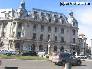 [P09] Cruci în faţa universităţii » foto by Michi
 - 
<span class="allrVoted glyphicon glyphicon-heart hidden" id="av603052"></span>
<a class="m-l-10 hidden" id="sv603052" onclick="voting_Foto_DelVot(,603052,3511)" role="button">șterge vot <span class="glyphicon glyphicon-remove"></span></a>
<a id="v9603052" class=" c-red"  onclick="voting_Foto_SetVot(603052)" role="button"><span class="glyphicon glyphicon-heart-empty"></span> <b>LIKE</b> = Votează poza</a> <img class="hidden"  id="f603052W9" src="/imagini/loader.gif" border="0" /><span class="AjErrMes hidden" id="e603052ErM"></span>