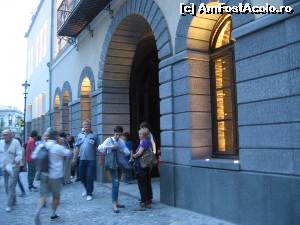 [P16] În faţa hanului Gabroveni » foto by Michi
 - 
<span class="allrVoted glyphicon glyphicon-heart hidden" id="av603742"></span>
<a class="m-l-10 hidden" id="sv603742" onclick="voting_Foto_DelVot(,603742,3511)" role="button">șterge vot <span class="glyphicon glyphicon-remove"></span></a>
<a id="v9603742" class=" c-red"  onclick="voting_Foto_SetVot(603742)" role="button"><span class="glyphicon glyphicon-heart-empty"></span> <b>LIKE</b> = Votează poza</a> <img class="hidden"  id="f603742W9" src="/imagini/loader.gif" border="0" /><span class="AjErrMes hidden" id="e603742ErM"></span>