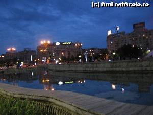 [P30] La fântâni seara » foto by Michi
 - 
<span class="allrVoted glyphicon glyphicon-heart hidden" id="av603756"></span>
<a class="m-l-10 hidden" id="sv603756" onclick="voting_Foto_DelVot(,603756,3511)" role="button">șterge vot <span class="glyphicon glyphicon-remove"></span></a>
<a id="v9603756" class=" c-red"  onclick="voting_Foto_SetVot(603756)" role="button"><span class="glyphicon glyphicon-heart-empty"></span> <b>LIKE</b> = Votează poza</a> <img class="hidden"  id="f603756W9" src="/imagini/loader.gif" border="0" /><span class="AjErrMes hidden" id="e603756ErM"></span>