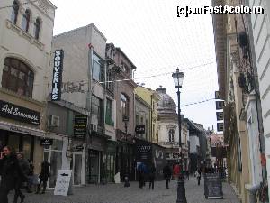 [P17] Lipscani astăzi, câţiva oameni » foto by Michi
 - 
<span class="allrVoted glyphicon glyphicon-heart hidden" id="av603884"></span>
<a class="m-l-10 hidden" id="sv603884" onclick="voting_Foto_DelVot(,603884,3511)" role="button">șterge vot <span class="glyphicon glyphicon-remove"></span></a>
<a id="v9603884" class=" c-red"  onclick="voting_Foto_SetVot(603884)" role="button"><span class="glyphicon glyphicon-heart-empty"></span> <b>LIKE</b> = Votează poza</a> <img class="hidden"  id="f603884W9" src="/imagini/loader.gif" border="0" /><span class="AjErrMes hidden" id="e603884ErM"></span>