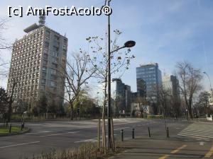 [P40] Clădirea televiziunii şi sedii ale unor bănci » foto by Michi
 - 
<span class="allrVoted glyphicon glyphicon-heart hidden" id="av828235"></span>
<a class="m-l-10 hidden" id="sv828235" onclick="voting_Foto_DelVot(,828235,3511)" role="button">șterge vot <span class="glyphicon glyphicon-remove"></span></a>
<a id="v9828235" class=" c-red"  onclick="voting_Foto_SetVot(828235)" role="button"><span class="glyphicon glyphicon-heart-empty"></span> <b>LIKE</b> = Votează poza</a> <img class="hidden"  id="f828235W9" src="/imagini/loader.gif" border="0" /><span class="AjErrMes hidden" id="e828235ErM"></span>