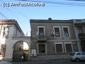 [P18] Casa sanatoriu în care a murit Eminescu » foto by Michi
 - 
<span class="allrVoted glyphicon glyphicon-heart hidden" id="av938277"></span>
<a class="m-l-10 hidden" id="sv938277" onclick="voting_Foto_DelVot(,938277,3511)" role="button">șterge vot <span class="glyphicon glyphicon-remove"></span></a>
<a id="v9938277" class=" c-red"  onclick="voting_Foto_SetVot(938277)" role="button"><span class="glyphicon glyphicon-heart-empty"></span> <b>LIKE</b> = Votează poza</a> <img class="hidden"  id="f938277W9" src="/imagini/loader.gif" border="0" /><span class="AjErrMes hidden" id="e938277ErM"></span>