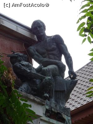 [P12] Omul și țapul (zeul Pan) » foto by tata123 🔱
 - 
<span class="allrVoted glyphicon glyphicon-heart hidden" id="av1196918"></span>
<a class="m-l-10 hidden" id="sv1196918" onclick="voting_Foto_DelVot(,1196918,3511)" role="button">șterge vot <span class="glyphicon glyphicon-remove"></span></a>
<a id="v91196918" class=" c-red"  onclick="voting_Foto_SetVot(1196918)" role="button"><span class="glyphicon glyphicon-heart-empty"></span> <b>LIKE</b> = Votează poza</a> <img class="hidden"  id="f1196918W9" src="/imagini/loader.gif" border="0" /><span class="AjErrMes hidden" id="e1196918ErM"></span>