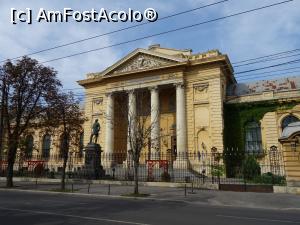 [P01] Facultatea de Medicină și Farmacie din București. » foto by tata123 🔱
 - 
<span class="allrVoted glyphicon glyphicon-heart hidden" id="av1200744"></span>
<a class="m-l-10 hidden" id="sv1200744" onclick="voting_Foto_DelVot(,1200744,3511)" role="button">șterge vot <span class="glyphicon glyphicon-remove"></span></a>
<a id="v91200744" class=" c-red"  onclick="voting_Foto_SetVot(1200744)" role="button"><span class="glyphicon glyphicon-heart-empty"></span> <b>LIKE</b> = Votează poza</a> <img class="hidden"  id="f1200744W9" src="/imagini/loader.gif" border="0" /><span class="AjErrMes hidden" id="e1200744ErM"></span>