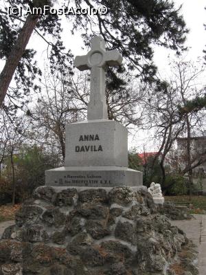 [P19] Monument funerar (2010). » foto by tata123 🔱
 - 
<span class="allrVoted glyphicon glyphicon-heart hidden" id="av1200762"></span>
<a class="m-l-10 hidden" id="sv1200762" onclick="voting_Foto_DelVot(,1200762,3511)" role="button">șterge vot <span class="glyphicon glyphicon-remove"></span></a>
<a id="v91200762" class=" c-red"  onclick="voting_Foto_SetVot(1200762)" role="button"><span class="glyphicon glyphicon-heart-empty"></span> <b>LIKE</b> = Votează poza</a> <img class="hidden"  id="f1200762W9" src="/imagini/loader.gif" border="0" /><span class="AjErrMes hidden" id="e1200762ErM"></span>