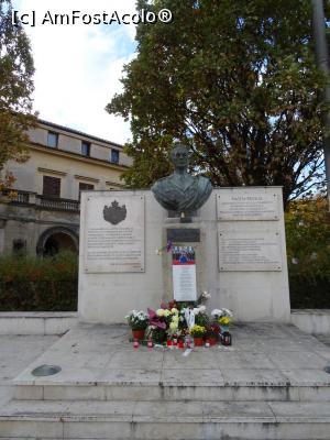 [P09] Piațeta Regelui - București. » foto by tata123 🔱
 - 
<span class="allrVoted glyphicon glyphicon-heart hidden" id="av1268424"></span>
<a class="m-l-10 hidden" id="sv1268424" onclick="voting_Foto_DelVot(,1268424,3511)" role="button">șterge vot <span class="glyphicon glyphicon-remove"></span></a>
<a id="v91268424" class=" c-red"  onclick="voting_Foto_SetVot(1268424)" role="button"><span class="glyphicon glyphicon-heart-empty"></span> <b>LIKE</b> = Votează poza</a> <img class="hidden"  id="f1268424W9" src="/imagini/loader.gif" border="0" /><span class="AjErrMes hidden" id="e1268424ErM"></span>