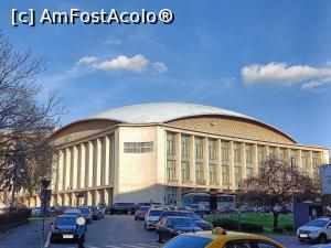 [P01] Sala Palatului - vedere de ansamblu. » foto by tata123 🔱
 - 
<span class="allrVoted glyphicon glyphicon-heart hidden" id="av1363259"></span>
<a class="m-l-10 hidden" id="sv1363259" onclick="voting_Foto_DelVot(,1363259,3511)" role="button">șterge vot <span class="glyphicon glyphicon-remove"></span></a>
<a id="v91363259" class=" c-red"  onclick="voting_Foto_SetVot(1363259)" role="button"><span class="glyphicon glyphicon-heart-empty"></span> <b>LIKE</b> = Votează poza</a> <img class="hidden"  id="f1363259W9" src="/imagini/loader.gif" border="0" /><span class="AjErrMes hidden" id="e1363259ErM"></span>