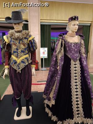 [P10] Costume utilizate &icirc;n spectacole de către Corul Madrigal. » foto by tata123 🔱
 - 
<span class="allrVoted glyphicon glyphicon-heart hidden" id="av1363268"></span>
<a class="m-l-10 hidden" id="sv1363268" onclick="voting_Foto_DelVot(,1363268,3511)" role="button">șterge vot <span class="glyphicon glyphicon-remove"></span></a>
<a id="v91363268" class=" c-red"  onclick="voting_Foto_SetVot(1363268)" role="button"><span class="glyphicon glyphicon-heart-empty"></span> <b>LIKE</b> = Votează poza</a> <img class="hidden"  id="f1363268W9" src="/imagini/loader.gif" border="0" /><span class="AjErrMes hidden" id="e1363268ErM"></span>