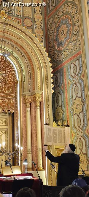 [P06] Prezentarea Torei. » foto by tata123 🔱
 - 
<span class="allrVoted glyphicon glyphicon-heart hidden" id="av1503487"></span>
<a class="m-l-10 hidden" id="sv1503487" onclick="voting_Foto_DelVot(,1503487,3511)" role="button">șterge vot <span class="glyphicon glyphicon-remove"></span></a>
<a id="v91503487" class=" c-red"  onclick="voting_Foto_SetVot(1503487)" role="button"><span class="glyphicon glyphicon-heart-empty"></span> <b>LIKE</b> = Votează poza</a> <img class="hidden"  id="f1503487W9" src="/imagini/loader.gif" border="0" /><span class="AjErrMes hidden" id="e1503487ErM"></span>