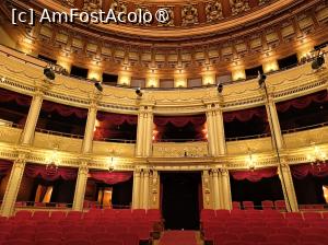 [P22] Loje și balcon. » foto by tata123 🔱
 - 
<span class="allrVoted glyphicon glyphicon-heart hidden" id="av1515573"></span>
<a class="m-l-10 hidden" id="sv1515573" onclick="voting_Foto_DelVot(,1515573,3511)" role="button">șterge vot <span class="glyphicon glyphicon-remove"></span></a>
<a id="v91515573" class=" c-red"  onclick="voting_Foto_SetVot(1515573)" role="button"><span class="glyphicon glyphicon-heart-empty"></span> <b>LIKE</b> = Votează poza</a> <img class="hidden"  id="f1515573W9" src="/imagini/loader.gif" border="0" /><span class="AjErrMes hidden" id="e1515573ErM"></span>