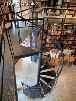 [P31] Interior Biblioteca UNArte. » foto by tata123 🔱
 - 
<span class="allrVoted glyphicon glyphicon-heart hidden" id="av1534115"></span>
<a class="m-l-10 hidden" id="sv1534115" onclick="voting_Foto_DelVot(,1534115,3511)" role="button">șterge vot <span class="glyphicon glyphicon-remove"></span></a>
<a id="v91534115" class=" c-red"  onclick="voting_Foto_SetVot(1534115)" role="button"><span class="glyphicon glyphicon-heart-empty"></span> <b>LIKE</b> = Votează poza</a> <img class="hidden"  id="f1534115W9" src="/imagini/loader.gif" border="0" /><span class="AjErrMes hidden" id="e1534115ErM"></span>