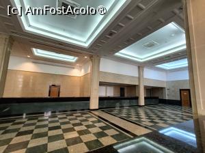 [P06] Sala centrală de la parter. » foto by tata123 🔱
 - 
<span class="allrVoted glyphicon glyphicon-heart hidden" id="av1536783"></span>
<a class="m-l-10 hidden" id="sv1536783" onclick="voting_Foto_DelVot(,1536783,3511)" role="button">șterge vot <span class="glyphicon glyphicon-remove"></span></a>
<a id="v91536783" class=" c-red"  onclick="voting_Foto_SetVot(1536783)" role="button"><span class="glyphicon glyphicon-heart-empty"></span> <b>LIKE</b> = Votează poza</a> <img class="hidden"  id="f1536783W9" src="/imagini/loader.gif" border="0" /><span class="AjErrMes hidden" id="e1536783ErM"></span>