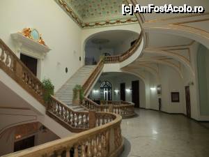 [P08] Privire de ansamblu cu scările monumentale » foto by tata123 🔱
 - 
<span class="allrVoted glyphicon glyphicon-heart hidden" id="av502961"></span>
<a class="m-l-10 hidden" id="sv502961" onclick="voting_Foto_DelVot(,502961,3511)" role="button">șterge vot <span class="glyphicon glyphicon-remove"></span></a>
<a id="v9502961" class=" c-red"  onclick="voting_Foto_SetVot(502961)" role="button"><span class="glyphicon glyphicon-heart-empty"></span> <b>LIKE</b> = Votează poza</a> <img class="hidden"  id="f502961W9" src="/imagini/loader.gif" border="0" /><span class="AjErrMes hidden" id="e502961ErM"></span>