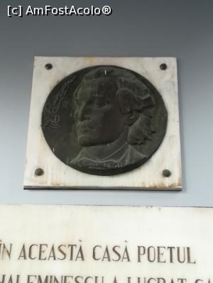 [P15] Efigia Mihai Eminescu - Clădirea de pe str. Lipscani care a găzduit redacția ziarului „Timpul”.  » foto by tata123 🔱
 - 
<span class="allrVoted glyphicon glyphicon-heart hidden" id="av1140366"></span>
<a class="m-l-10 hidden" id="sv1140366" onclick="voting_Foto_DelVot(,1140366,3511)" role="button">șterge vot <span class="glyphicon glyphicon-remove"></span></a>
<a id="v91140366" class=" c-red"  onclick="voting_Foto_SetVot(1140366)" role="button"><span class="glyphicon glyphicon-heart-empty"></span> <b>LIKE</b> = Votează poza</a> <img class="hidden"  id="f1140366W9" src="/imagini/loader.gif" border="0" /><span class="AjErrMes hidden" id="e1140366ErM"></span>