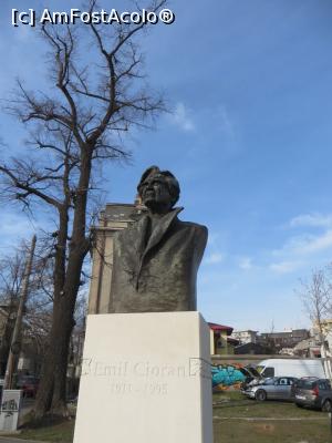 [P17] Filozoful Emil Cioran - București.  » foto by tata123 🔱
 - 
<span class="allrVoted glyphicon glyphicon-heart hidden" id="av1152384"></span>
<a class="m-l-10 hidden" id="sv1152384" onclick="voting_Foto_DelVot(,1152384,3511)" role="button">șterge vot <span class="glyphicon glyphicon-remove"></span></a>
<a id="v91152384" class=" c-red"  onclick="voting_Foto_SetVot(1152384)" role="button"><span class="glyphicon glyphicon-heart-empty"></span> <b>LIKE</b> = Votează poza</a> <img class="hidden"  id="f1152384W9" src="/imagini/loader.gif" border="0" /><span class="AjErrMes hidden" id="e1152384ErM"></span>
