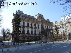 [P04] Palatul Cantacuzino - Calea Victoriei, București.  » foto by tata123 🔱
 - 
<span class="allrVoted glyphicon glyphicon-heart hidden" id="av1155091"></span>
<a class="m-l-10 hidden" id="sv1155091" onclick="voting_Foto_DelVot(,1155091,3511)" role="button">șterge vot <span class="glyphicon glyphicon-remove"></span></a>
<a id="v91155091" class=" c-red"  onclick="voting_Foto_SetVot(1155091)" role="button"><span class="glyphicon glyphicon-heart-empty"></span> <b>LIKE</b> = Votează poza</a> <img class="hidden"  id="f1155091W9" src="/imagini/loader.gif" border="0" /><span class="AjErrMes hidden" id="e1155091ErM"></span>