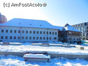 [P24] Casa zapciilor - Hanul lui Manuc (ianuarie 2016). » foto by tata123 🔱
 - 
<span class="allrVoted glyphicon glyphicon-heart hidden" id="av1164924"></span>
<a class="m-l-10 hidden" id="sv1164924" onclick="voting_Foto_DelVot(,1164924,3511)" role="button">șterge vot <span class="glyphicon glyphicon-remove"></span></a>
<a id="v91164924" class=" c-red"  onclick="voting_Foto_SetVot(1164924)" role="button"><span class="glyphicon glyphicon-heart-empty"></span> <b>LIKE</b> = Votează poza</a> <img class="hidden"  id="f1164924W9" src="/imagini/loader.gif" border="0" /><span class="AjErrMes hidden" id="e1164924ErM"></span>