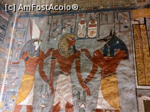 [P45] Valea Regilor, mormântul lui Ramses al III-lea. » foto by maryka
 - 
<span class="allrVoted glyphicon glyphicon-heart hidden" id="av1223880"></span>
<a class="m-l-10 hidden" id="sv1223880" onclick="voting_Foto_DelVot(,1223880,3529)" role="button">șterge vot <span class="glyphicon glyphicon-remove"></span></a>
<a id="v91223880" class=" c-red"  onclick="voting_Foto_SetVot(1223880)" role="button"><span class="glyphicon glyphicon-heart-empty"></span> <b>LIKE</b> = Votează poza</a> <img class="hidden"  id="f1223880W9" src="/imagini/loader.gif" border="0" /><span class="AjErrMes hidden" id="e1223880ErM"></span>