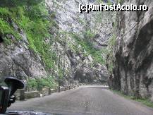 [P09] Cheile Bicazului - in drum spre lacul de acumulare » foto by cristi_an3000
 - 
<span class="allrVoted glyphicon glyphicon-heart hidden" id="av20794"></span>
<a class="m-l-10 hidden" id="sv20794" onclick="voting_Foto_DelVot(,20794,3531)" role="button">șterge vot <span class="glyphicon glyphicon-remove"></span></a>
<a id="v920794" class=" c-red"  onclick="voting_Foto_SetVot(20794)" role="button"><span class="glyphicon glyphicon-heart-empty"></span> <b>LIKE</b> = Votează poza</a> <img class="hidden"  id="f20794W9" src="/imagini/loader.gif" border="0" /><span class="AjErrMes hidden" id="e20794ErM"></span>