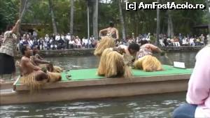 [P45] Canoe Pageant - Fiji » foto by Dabator
 - 
<span class="allrVoted glyphicon glyphicon-heart hidden" id="av582960"></span>
<a class="m-l-10 hidden" id="sv582960" onclick="voting_Foto_DelVot(,582960,3551)" role="button">șterge vot <span class="glyphicon glyphicon-remove"></span></a>
<a id="v9582960" class=" c-red"  onclick="voting_Foto_SetVot(582960)" role="button"><span class="glyphicon glyphicon-heart-empty"></span> <b>LIKE</b> = Votează poza</a> <img class="hidden"  id="f582960W9" src="/imagini/loader.gif" border="0" /><span class="AjErrMes hidden" id="e582960ErM"></span>