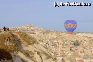[P09] Baloane in zori, vazute de la Sunset Point - Goreme » foto by nickro
 - 
<span class="allrVoted glyphicon glyphicon-heart hidden" id="av510565"></span>
<a class="m-l-10 hidden" id="sv510565" onclick="voting_Foto_DelVot(,510565,3573)" role="button">șterge vot <span class="glyphicon glyphicon-remove"></span></a>
<a id="v9510565" class=" c-red"  onclick="voting_Foto_SetVot(510565)" role="button"><span class="glyphicon glyphicon-heart-empty"></span> <b>LIKE</b> = Votează poza</a> <img class="hidden"  id="f510565W9" src="/imagini/loader.gif" border="0" /><span class="AjErrMes hidden" id="e510565ErM"></span>