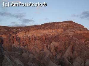 [P23] Muntele Aktepe, străjerul Göreme, luminat la apus » foto by irinad
 - 
<span class="allrVoted glyphicon glyphicon-heart hidden" id="av916890"></span>
<a class="m-l-10 hidden" id="sv916890" onclick="voting_Foto_DelVot(,916890,3573)" role="button">șterge vot <span class="glyphicon glyphicon-remove"></span></a>
<a id="v9916890" class=" c-red"  onclick="voting_Foto_SetVot(916890)" role="button"><span class="glyphicon glyphicon-heart-empty"></span> <b>LIKE</b> = Votează poza</a> <img class="hidden"  id="f916890W9" src="/imagini/loader.gif" border="0" /><span class="AjErrMes hidden" id="e916890ErM"></span>