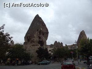 [P28] În mijlocul oraşului Göreme » foto by irinad
 - 
<span class="allrVoted glyphicon glyphicon-heart hidden" id="av916896"></span>
<a class="m-l-10 hidden" id="sv916896" onclick="voting_Foto_DelVot(,916896,3573)" role="button">șterge vot <span class="glyphicon glyphicon-remove"></span></a>
<a id="v9916896" class=" c-red"  onclick="voting_Foto_SetVot(916896)" role="button"><span class="glyphicon glyphicon-heart-empty"></span> <b>LIKE</b> = Votează poza</a> <img class="hidden"  id="f916896W9" src="/imagini/loader.gif" border="0" /><span class="AjErrMes hidden" id="e916896ErM"></span>