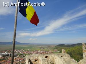 [P29] Cetatea Râşnov, România.  » foto by maryka
 - 
<span class="allrVoted glyphicon glyphicon-heart hidden" id="av730882"></span>
<a class="m-l-10 hidden" id="sv730882" onclick="voting_Foto_DelVot(,730882,3588)" role="button">șterge vot <span class="glyphicon glyphicon-remove"></span></a>
<a id="v9730882" class=" c-red"  onclick="voting_Foto_SetVot(730882)" role="button"><span class="glyphicon glyphicon-heart-empty"></span> <b>LIKE</b> = Votează poza</a> <img class="hidden"  id="f730882W9" src="/imagini/loader.gif" border="0" /><span class="AjErrMes hidden" id="e730882ErM"></span>