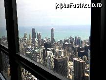 [P03] Priveliste spre lacul Michigan din Willis Tower. Zgarie norul cu 2 antene pe cap si mai bronzat este John Hancock Center » foto by MCM
 - 
<span class="allrVoted glyphicon glyphicon-heart hidden" id="av390078"></span>
<a class="m-l-10 hidden" id="sv390078" onclick="voting_Foto_DelVot(,390078,3589)" role="button">șterge vot <span class="glyphicon glyphicon-remove"></span></a>
<a id="v9390078" class=" c-red"  onclick="voting_Foto_SetVot(390078)" role="button"><span class="glyphicon glyphicon-heart-empty"></span> <b>LIKE</b> = Votează poza</a> <img class="hidden"  id="f390078W9" src="/imagini/loader.gif" border="0" /><span class="AjErrMes hidden" id="e390078ErM"></span>