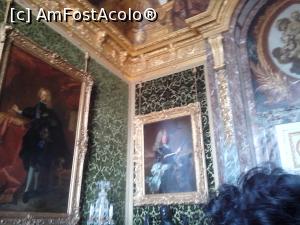 [P11] Portrete din salonul de lucru al Regelui » foto by diacrys*
 - 
<span class="allrVoted glyphicon glyphicon-heart hidden" id="av721658"></span>
<a class="m-l-10 hidden" id="sv721658" onclick="voting_Foto_DelVot(,721658,3618)" role="button">șterge vot <span class="glyphicon glyphicon-remove"></span></a>
<a id="v9721658" class=" c-red"  onclick="voting_Foto_SetVot(721658)" role="button"><span class="glyphicon glyphicon-heart-empty"></span> <b>LIKE</b> = Votează poza</a> <img class="hidden"  id="f721658W9" src="/imagini/loader.gif" border="0" /><span class="AjErrMes hidden" id="e721658ErM"></span>