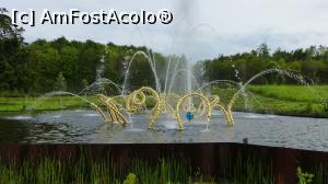 [P18] Le bosquet du Théâtre d’Eau, unde apa pornește la fiecare 15 minute de la 10 la 18.30 » foto by iuliaen
 - 
<span class="allrVoted glyphicon glyphicon-heart hidden" id="av838630"></span>
<a class="m-l-10 hidden" id="sv838630" onclick="voting_Foto_DelVot(,838630,3618)" role="button">șterge vot <span class="glyphicon glyphicon-remove"></span></a>
<a id="v9838630" class=" c-red"  onclick="voting_Foto_SetVot(838630)" role="button"><span class="glyphicon glyphicon-heart-empty"></span> <b>LIKE</b> = Votează poza</a> <img class="hidden"  id="f838630W9" src="/imagini/loader.gif" border="0" /><span class="AjErrMes hidden" id="e838630ErM"></span>