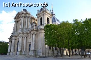 [P19] Biserica Saint Louis din orașul Versailles » foto by AZE
 - 
<span class="allrVoted glyphicon glyphicon-heart hidden" id="av887428"></span>
<a class="m-l-10 hidden" id="sv887428" onclick="voting_Foto_DelVot(,887428,3618)" role="button">șterge vot <span class="glyphicon glyphicon-remove"></span></a>
<a id="v9887428" class=" c-red"  onclick="voting_Foto_SetVot(887428)" role="button"><span class="glyphicon glyphicon-heart-empty"></span> <b>LIKE</b> = Votează poza</a> <img class="hidden"  id="f887428W9" src="/imagini/loader.gif" border="0" /><span class="AjErrMes hidden" id="e887428ErM"></span>