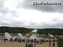 [P05] Fantani in gradinile Versailles si covorul verde. » foto by Michi
 - 
<span class="allrVoted glyphicon glyphicon-heart hidden" id="av79573"></span>
<a class="m-l-10 hidden" id="sv79573" onclick="voting_Foto_DelVot(,79573,3618)" role="button">șterge vot <span class="glyphicon glyphicon-remove"></span></a>
<a id="v979573" class=" c-red"  onclick="voting_Foto_SetVot(79573)" role="button"><span class="glyphicon glyphicon-heart-empty"></span> <b>LIKE</b> = Votează poza</a> <img class="hidden"  id="f79573W9" src="/imagini/loader.gif" border="0" /><span class="AjErrMes hidden" id="e79573ErM"></span>