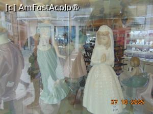 [P28] butic cu suveniruri închis » foto by Yolanda
 - 
<span class="allrVoted glyphicon glyphicon-heart hidden" id="av1515995"></span>
<a class="m-l-10 hidden" id="sv1515995" onclick="voting_Foto_DelVot(,1515995,3651)" role="button">șterge vot <span class="glyphicon glyphicon-remove"></span></a>
<a id="v91515995" class=" c-red"  onclick="voting_Foto_SetVot(1515995)" role="button"><span class="glyphicon glyphicon-heart-empty"></span> <b>LIKE</b> = Votează poza</a> <img class="hidden"  id="f1515995W9" src="/imagini/loader.gif" border="0" /><span class="AjErrMes hidden" id="e1515995ErM"></span>