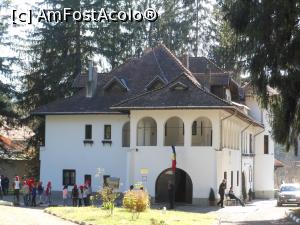 [P07] Sinaia - Vila Luminiș, Casa Memorială George Enescu.  » foto by iulianic
 - 
<span class="allrVoted glyphicon glyphicon-heart hidden" id="av1039239"></span>
<a class="m-l-10 hidden" id="sv1039239" onclick="voting_Foto_DelVot(,1039239,3677)" role="button">șterge vot <span class="glyphicon glyphicon-remove"></span></a>
<a id="v91039239" class=" c-red"  onclick="voting_Foto_SetVot(1039239)" role="button"><span class="glyphicon glyphicon-heart-empty"></span> <b>LIKE</b> = Votează poza</a> <img class="hidden"  id="f1039239W9" src="/imagini/loader.gif" border="0" /><span class="AjErrMes hidden" id="e1039239ErM"></span>