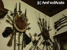 [P10] Castelul Peleş- sala armelor » foto by mirelopodu*
 - 
<span class="allrVoted glyphicon glyphicon-heart hidden" id="av57842"></span>
<a class="m-l-10 hidden" id="sv57842" onclick="voting_Foto_DelVot(,57842,3677)" role="button">șterge vot <span class="glyphicon glyphicon-remove"></span></a>
<a id="v957842" class=" c-red"  onclick="voting_Foto_SetVot(57842)" role="button"><span class="glyphicon glyphicon-heart-empty"></span> <b>LIKE</b> = Votează poza</a> <img class="hidden"  id="f57842W9" src="/imagini/loader.gif" border="0" /><span class="AjErrMes hidden" id="e57842ErM"></span>