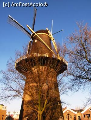 [P14] Molen De Noord. Restaurantul nu se vede din considerente de siguranta corporala » foto by Radu Tudoran
 - 
<span class="allrVoted glyphicon glyphicon-heart hidden" id="av727801"></span>
<a class="m-l-10 hidden" id="sv727801" onclick="voting_Foto_DelVot(,727801,3679)" role="button">șterge vot <span class="glyphicon glyphicon-remove"></span></a>
<a id="v9727801" class=" c-red"  onclick="voting_Foto_SetVot(727801)" role="button"><span class="glyphicon glyphicon-heart-empty"></span> <b>LIKE</b> = Votează poza</a> <img class="hidden"  id="f727801W9" src="/imagini/loader.gif" border="0" /><span class="AjErrMes hidden" id="e727801ErM"></span>