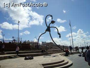 [P10] O statuie emblematică a bulevardului -Mâncătorul de heringi, aluzie la industria locală de hering a localității.  » foto by mireille
 - 
<span class="allrVoted glyphicon glyphicon-heart hidden" id="av991161"></span>
<a class="m-l-10 hidden" id="sv991161" onclick="voting_Foto_DelVot(,991161,3707)" role="button">șterge vot <span class="glyphicon glyphicon-remove"></span></a>
<a id="v9991161" class=" c-red"  onclick="voting_Foto_SetVot(991161)" role="button"><span class="glyphicon glyphicon-heart-empty"></span> <b>LIKE</b> = Votează poza</a> <img class="hidden"  id="f991161W9" src="/imagini/loader.gif" border="0" /><span class="AjErrMes hidden" id="e991161ErM"></span>