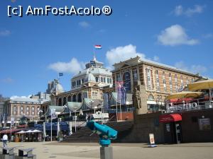 [P05] Scheveningen în centrul statiunii olandeze » foto by mireille
 - 
<span class="allrVoted glyphicon glyphicon-heart hidden" id="av991154"></span>
<a class="m-l-10 hidden" id="sv991154" onclick="voting_Foto_DelVot(,991154,3707)" role="button">șterge vot <span class="glyphicon glyphicon-remove"></span></a>
<a id="v9991154" class=" c-red"  onclick="voting_Foto_SetVot(991154)" role="button"><span class="glyphicon glyphicon-heart-empty"></span> <b>LIKE</b> = Votează poza</a> <img class="hidden"  id="f991154W9" src="/imagini/loader.gif" border="0" /><span class="AjErrMes hidden" id="e991154ErM"></span>