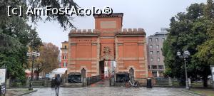 [P02] Bologna, Piazza XX Settembre, Porta Galliera, în restaurare » foto by mprofeanu
 - 
<span class="allrVoted glyphicon glyphicon-heart hidden" id="av1351923"></span>
<a class="m-l-10 hidden" id="sv1351923" onclick="voting_Foto_DelVot(,1351923,3721)" role="button">șterge vot <span class="glyphicon glyphicon-remove"></span></a>
<a id="v91351923" class=" c-red"  onclick="voting_Foto_SetVot(1351923)" role="button"><span class="glyphicon glyphicon-heart-empty"></span> <b>LIKE</b> = Votează poza</a> <img class="hidden"  id="f1351923W9" src="/imagini/loader.gif" border="0" /><span class="AjErrMes hidden" id="e1351923ErM"></span>