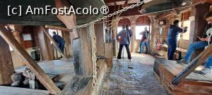 [P22] Clopotele din turnul-clopotniță » foto by irinad
 - 
<span class="allrVoted glyphicon glyphicon-heart hidden" id="av1521398"></span>
<a class="m-l-10 hidden" id="sv1521398" onclick="voting_Foto_DelVot(,1521398,3721)" role="button">șterge vot <span class="glyphicon glyphicon-remove"></span></a>
<a id="v91521398" class=" c-red"  onclick="voting_Foto_SetVot(1521398)" role="button"><span class="glyphicon glyphicon-heart-empty"></span> <b>LIKE</b> = Votează poza</a> <img class="hidden"  id="f1521398W9" src="/imagini/loader.gif" border="0" /><span class="AjErrMes hidden" id="e1521398ErM"></span>